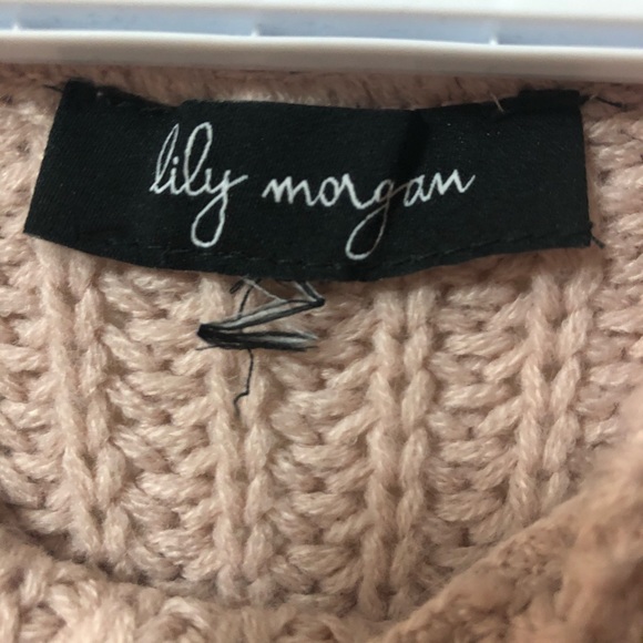 Mock Neck Cold Shoulder Sweater - Picture 4 of 4